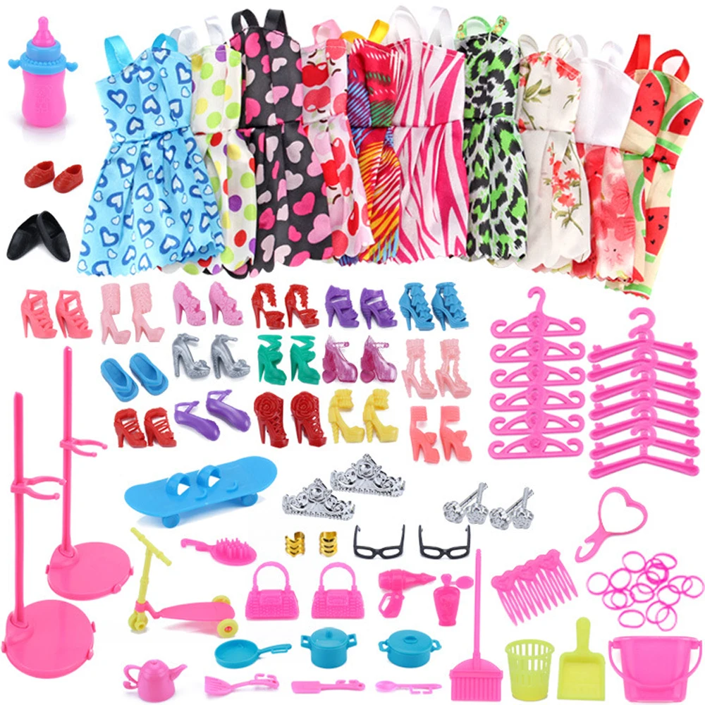 81 Items/set= 10 random party dress+18 shoes+37 doll accessories+2 Scooter+2 Bracket+1 milk bottle+7kitchen accessories+7clean
81 Items/set= 10 random party dress+18 shoes+37 doll accessories+2 Scooter+2 Bracket+1 milk bottle+7kitchen accessories+7clean