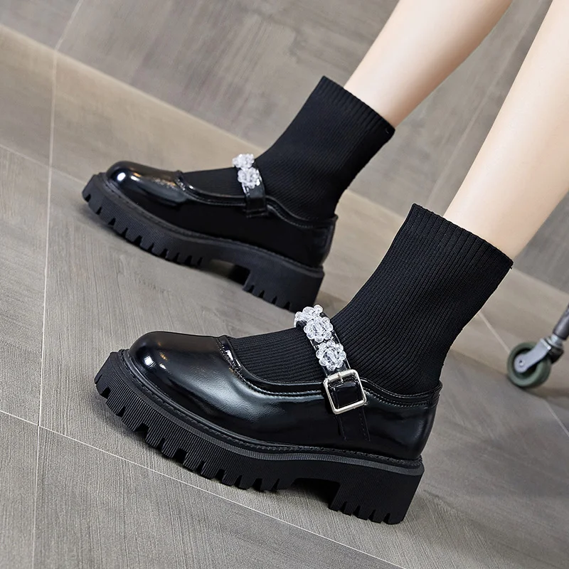 Classic Solid ColorPrincesswind Japanesestyle KoreanLolitaHigh Top HidaBuckleCute Casual Martin Boots
Classic Solid ColorPrincesswind Japanesestyle KoreanLolitaHigh Top HidaBuckleCute Casual Martin Boots