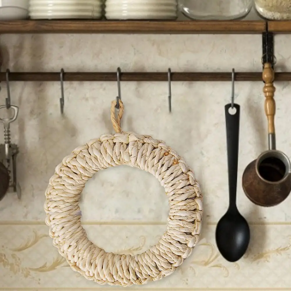 Retro Simple Handmade Straw Corn Husk Mat Japanese Kitchen Heat Insulation Anti-scald Placemat Bowl Pan Mat
Retro Simple Handmade Straw Corn Husk Mat Japanese Kitchen Heat Insulation Anti-scald Placemat Bowl Pan Mat