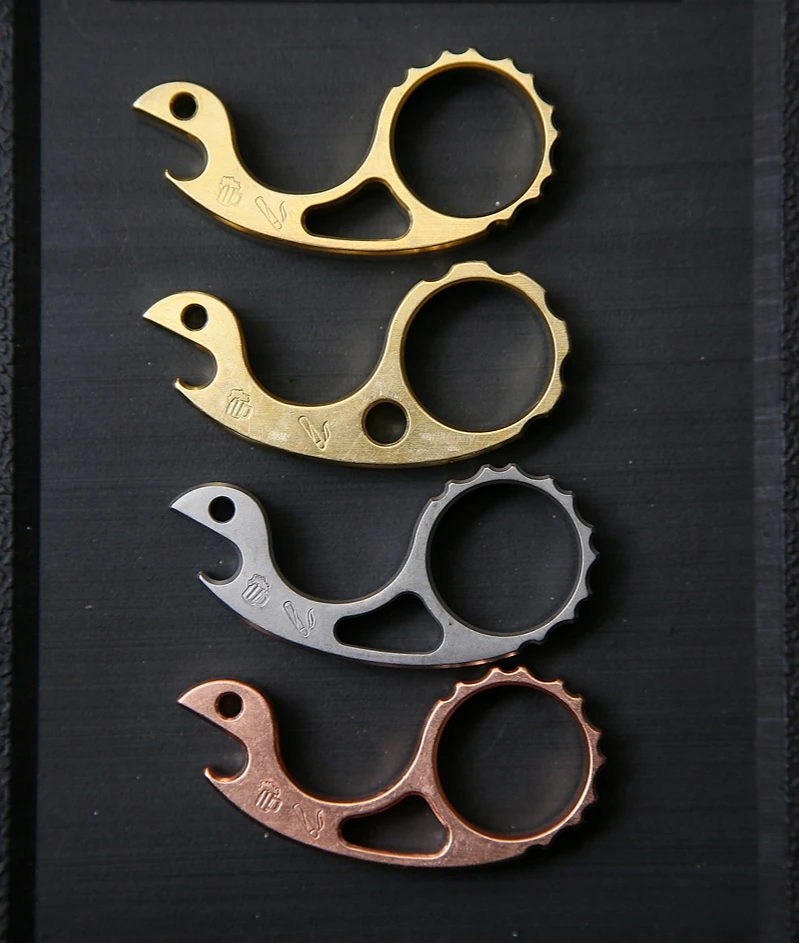 Tactical Snail Refers To Tiger Cigar Rack Cigarette Holder Bottle Opener EDC Titanium Alloy Pure Copper Voxsnail
Tactical Snail Refers To Tiger Cigar Rack Cigarette Holder Bottle Opener EDC Titanium Alloy Pure Copper Voxsnail