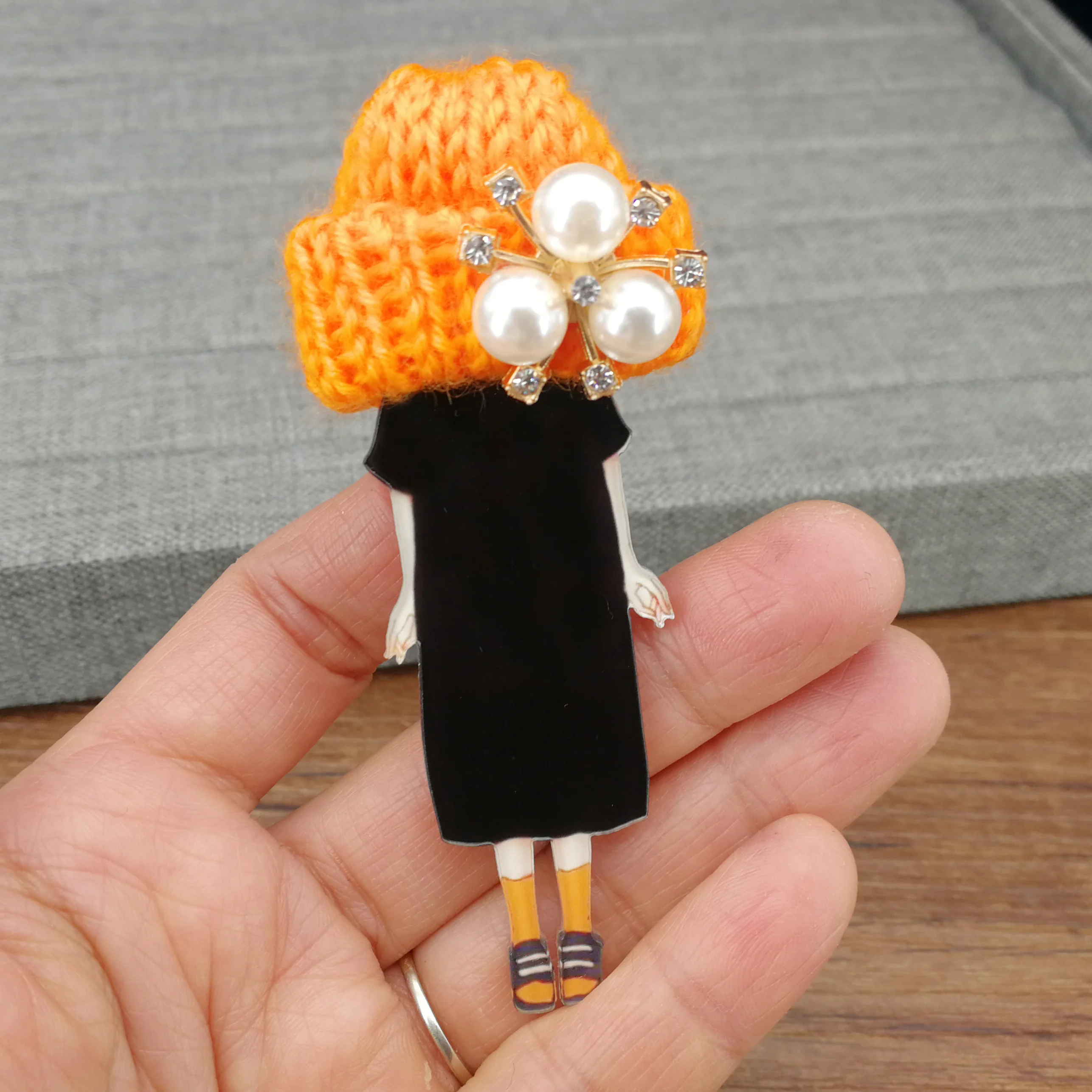 Girls Cute Lovely Brooches for Woman Wool Hat Crystal Cartoon Badges Brooch Pins Fashion Acrylic Pins Icons on Backpack Gifts
Girls Cute Lovely Brooches for Woman Wool Hat Crystal Cartoon Badges Brooch Pins Fashion Acrylic Pins Icons on Backpack Gifts