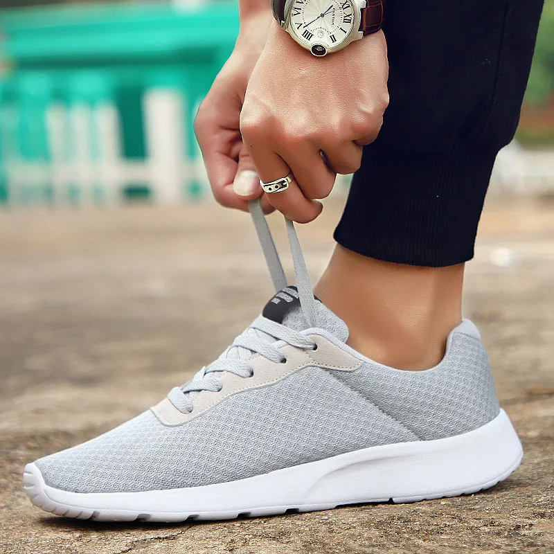 Summer Sneakers Men Casual Shoes Lightweight Comfortable Shoes Non Slip Tennis Shoes for Men Zapatos Casuales De Los Hombres
Summer Sneakers Men Casual Shoes Lightweight Comfortable Shoes Non Slip Tennis Shoes for Men Zapatos Casuales De Los Hombres