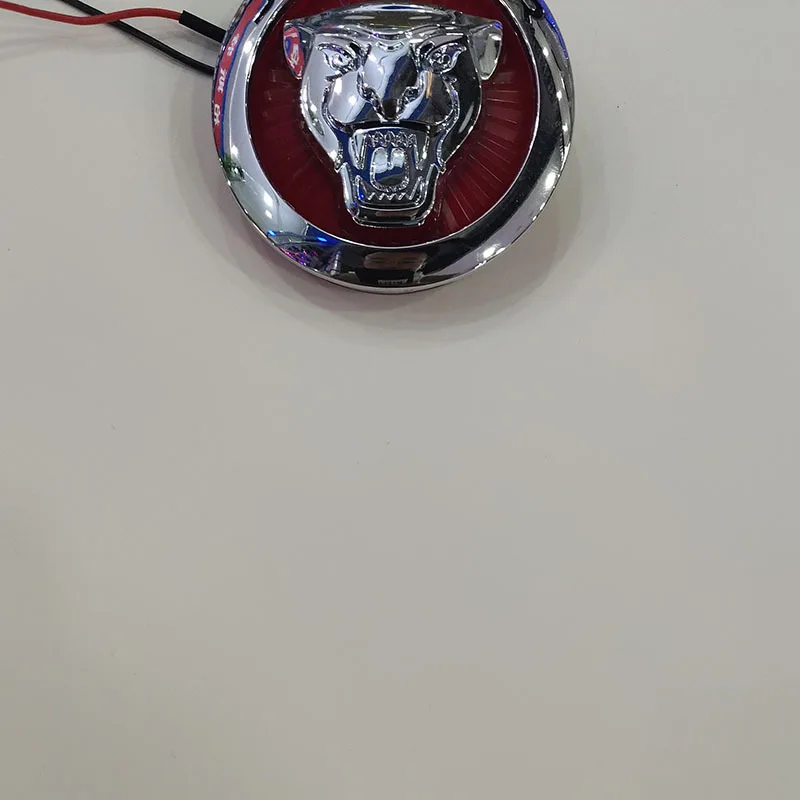 Front Grid Car Beacon Light Car LOGO Modified Light for XFL XEL XE XF F-PACE XJL Leopard Hair Cursor
Front Grid Car Beacon Light Car LOGO Modified Light for XFL XEL XE XF F-PACE XJL Leopard Hair Cursor