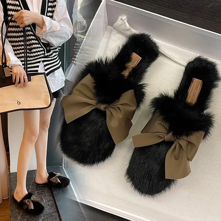 Новинка 2021, замшевые тапочки, зимние и осенние меховые тапочки, модная верхняя одежда, женская обувь на плоской подошве, шлепанцы в Корейско... 
Новинка 2021, замшевые тапочки, зимние и осенние меховые тапочки, модная верхняя одежда, женская обувь на плоской подошве, шлепанцы в Корейско...