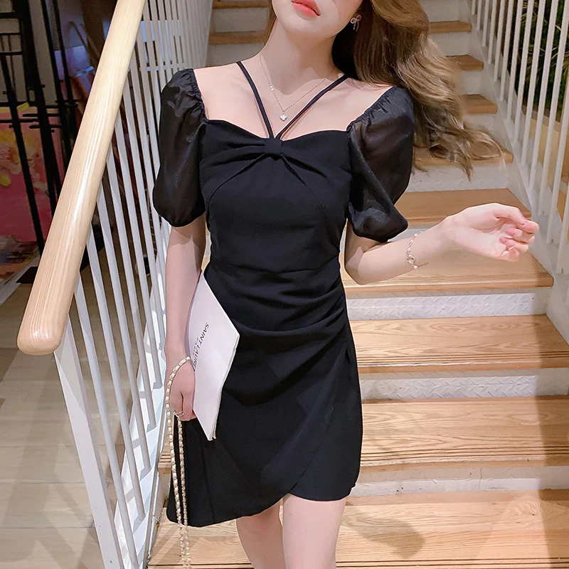 Make summer new French temperament long dress in fashionable square collar design sense of cultivate one's morality is irregular
Make summer new French temperament long dress in fashionable square collar design sense of cultivate one's morality is irregular
