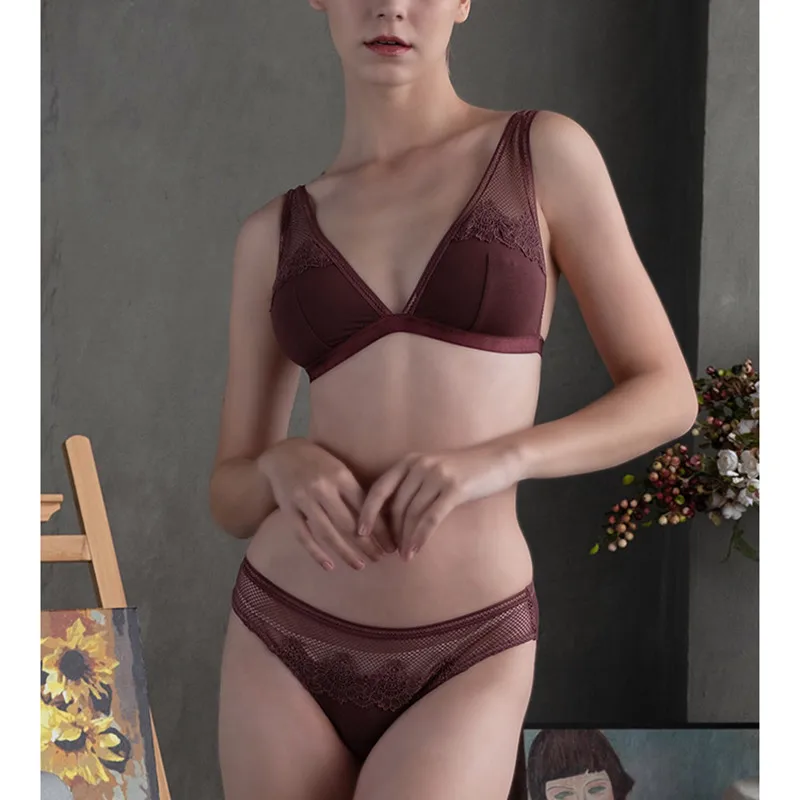Lingerie Lace Thin Bra Set French Style Top Bh Bralette Underwear Women Intimate Mesh Brassiere Panties Intimates Bra & Brief
Lingerie Lace Thin Bra Set French Style Top Bh Bralette Underwear Women Intimate Mesh Brassiere Panties Intimates Bra & Brief