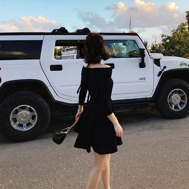 Long Sleeve Dress Women Spring New Korean Version of Slim-Fit V-neck Off-Shoulder Women Dress 
Long Sleeve Dress Women Spring New Korean Version of Slim-Fit V-neck Off-Shoulder Women Dress
