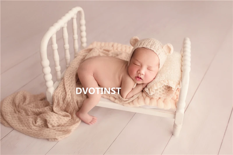 Dvotinst Newborn Photography Props Iron Posing Princess Mini Bed Poser for Baby Photo Fotografia Shoots Accessories Studio Props
Dvotinst Newborn Photography Props Iron Posing Princess Mini Bed Poser for Baby Photo Fotografia Shoots Accessories Studio Props