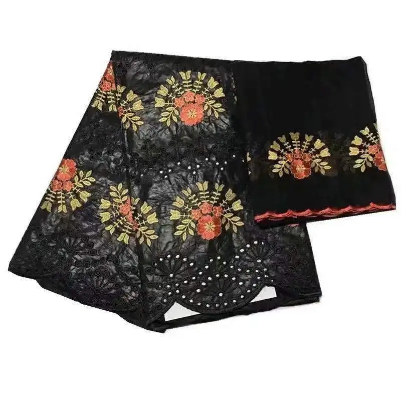 New Design Bazin Riche Black Fabric 2019 Hot Selling Cotton Bazin Riche Latest High Quality 5+2 Yards/lot! WXF9282 
New Design Bazin Riche Black Fabric 2019 Hot Selling Cotton Bazin Riche Latest High Quality 5+2 Yards/lot! WXF9282