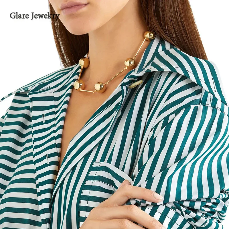 European and American Brass Electroplating Real Gold Necklace Personalized Ins Special-Interest Design Accessories
European and American Brass Electroplating Real Gold Necklace Personalized Ins Special-Interest Design Accessories
