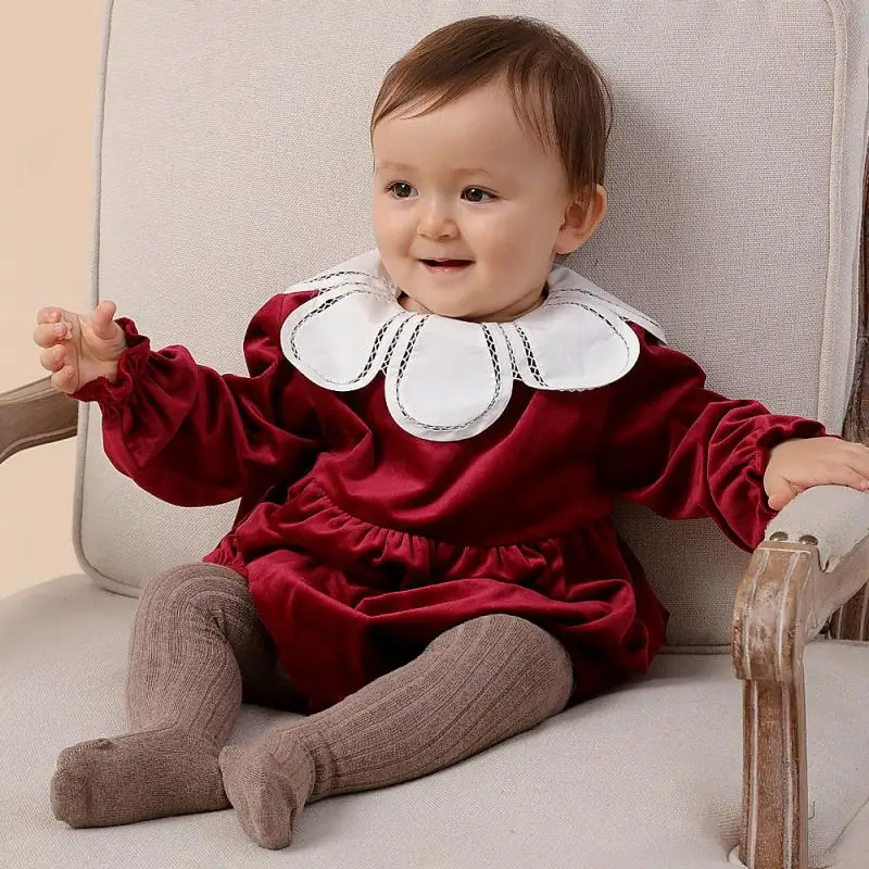 Smocked Romper For Baby Boy Girls New Year Outfit Toddler Girl Velvet Boutique Jumpsuit Petal Collar infant Smocking Clothes
Smocked Romper For Baby Boy Girls New Year Outfit Toddler Girl Velvet Boutique Jumpsuit Petal Collar infant Smocking Clothes