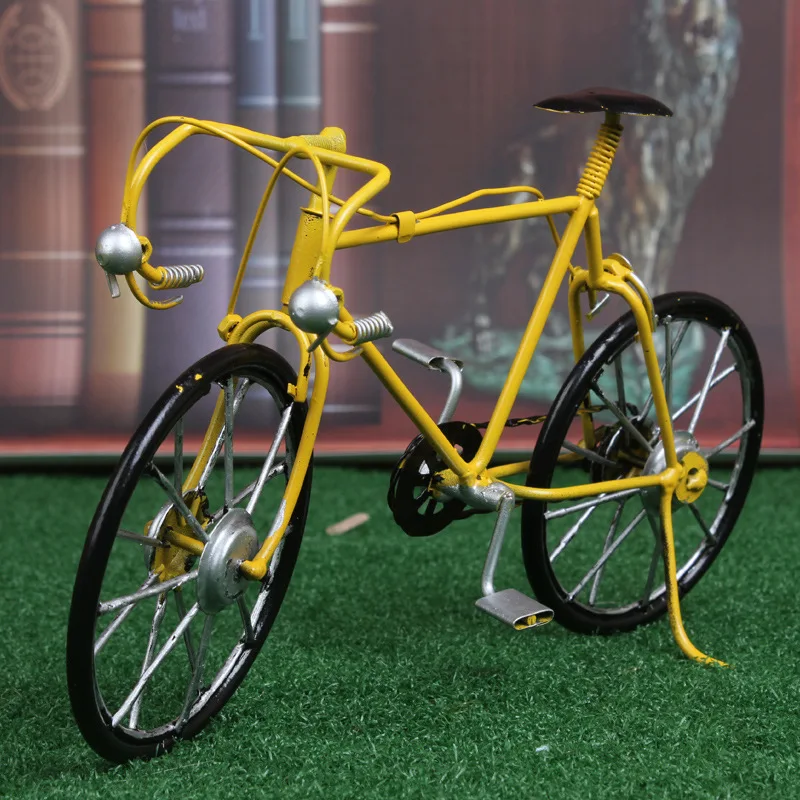 25x6.5x15cm Creative Nostalgic Bicycle Model Metal Crafts Diecast Cycling Bike Model Car Gift Decoration Toys for Children Adult
25x6.5x15cm Creative Nostalgic Bicycle Model Metal Crafts Diecast Cycling Bike Model Car Gift Decoration Toys for Children Adult