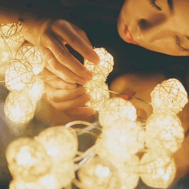 Rattan Ball String Lights Christmas Decorations LED String Lights Round Sepak Takraw for Home Party Patio Garden Wedding
Rattan Ball String Lights Christmas Decorations LED String Lights Round Sepak Takraw for Home Party Patio Garden Wedding