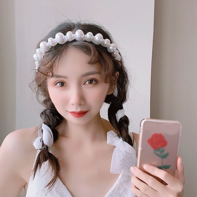 Gentle Lace Streamer Pearl Ribbon Headdress Headband For Women Girls Trendy Korean Sweet And Exquisite Pearl Headband
Gentle Lace Streamer Pearl Ribbon Headdress Headband For Women Girls Trendy Korean Sweet And Exquisite Pearl Headband