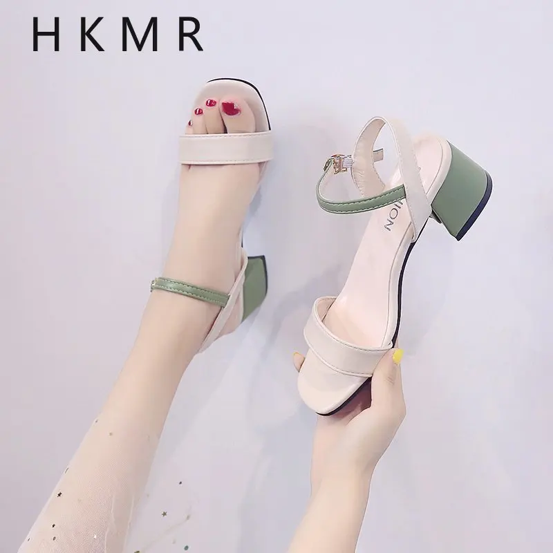 Сандалии женские кожаные с пряжкой, босоножки на резиновой подошве, пляжные туфли-лодочки, низкий каблук, квадратный каблук, лето 2021 
Сандалии женские кожаные с пряжкой, босоножки на резиновой подошве, пляжные туфли-лодочки, низкий каблук, квадратный каблук, лето 2021