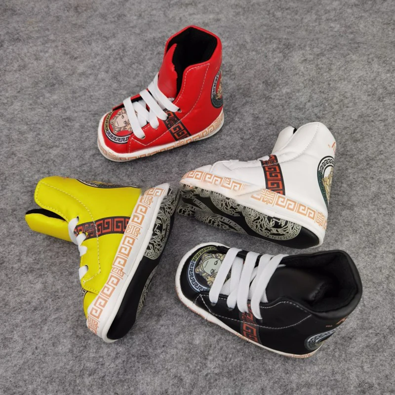 Брезентовый чехол в стиле обуви для гольфа
Брезентовый чехол в стиле обуви для гольфа