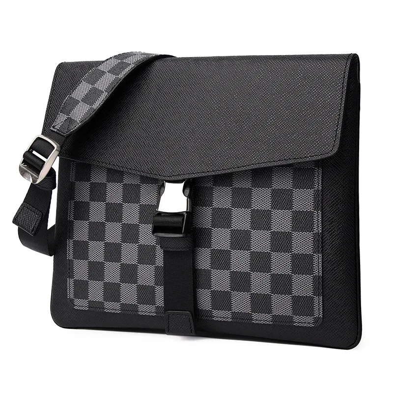 Luxury Brand Cover Plaid Crossbody Men's Bag Sling Shoulder Business Purse For Men Waterproof Office PVC Leather Messenger Bag
Luxury Brand Cover Plaid Crossbody Men's Bag Sling Shoulder Business Purse For Men Waterproof Office PVC Leather Messenger Bag