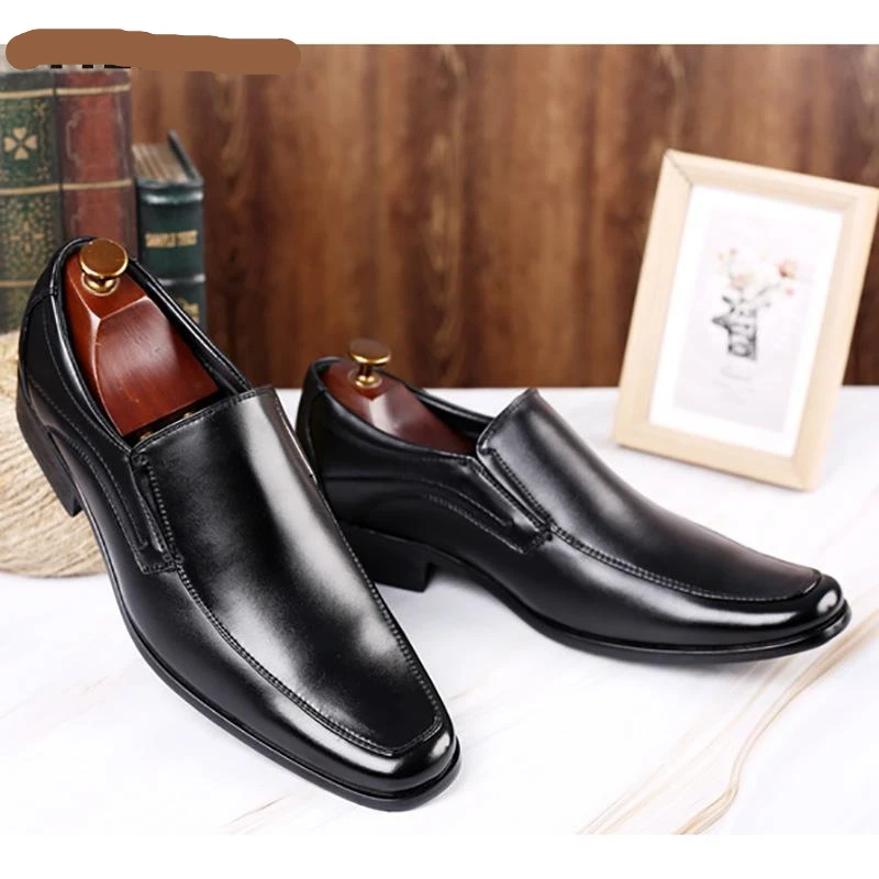 New Fashion Classic Business Brand Men Shoes High Quality Elegant Formal Wedding Casual Shoes Men Light Slip On Office Oxford
New Fashion Classic Business Brand Men Shoes High Quality Elegant Formal Wedding Casual Shoes Men Light Slip On Office Oxford
