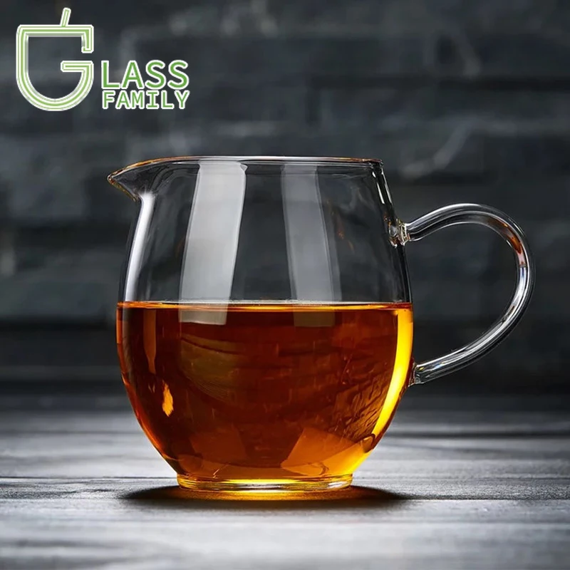 GF Small Glass Pitcher with Spout High Temperature Resistant Clear Glass Tea Cup with Handle for Teapot and Coffee Water Carafe
GF Small Glass Pitcher with Spout High Temperature Resistant Clear Glass Tea Cup with Handle for Teapot and Coffee Water Carafe