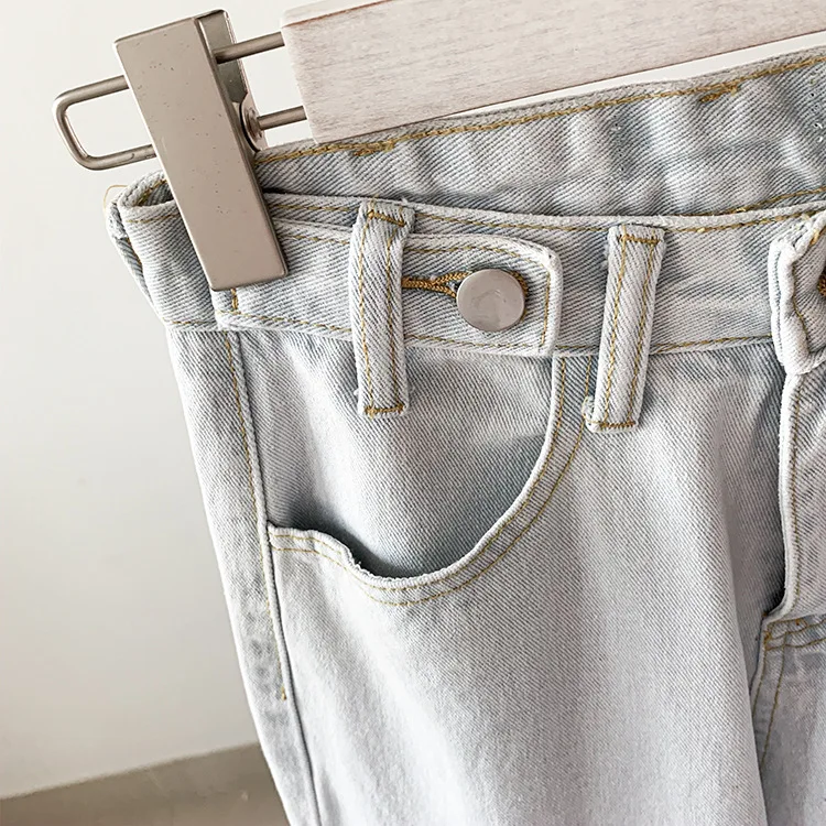 2020 Women Light Blue Jeans High Waist Loose Wide Leg Women Denim Pants Jeans Korean Trousers Female Pantalon
2020 Women Light Blue Jeans High Waist Loose Wide Leg Women Denim Pants Jeans Korean Trousers Female Pantalon