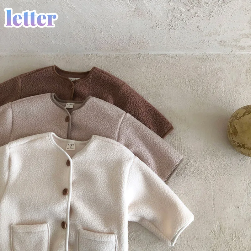 2021 Winter New Children Fleece Warm Coat Baby Solid Color Jacket Autumn Fashion Simple All Match Boys And Girls Cardigan Coat
2021 Winter New Children Fleece Warm Coat Baby Solid Color Jacket Autumn Fashion Simple All Match Boys And Girls Cardigan Coat