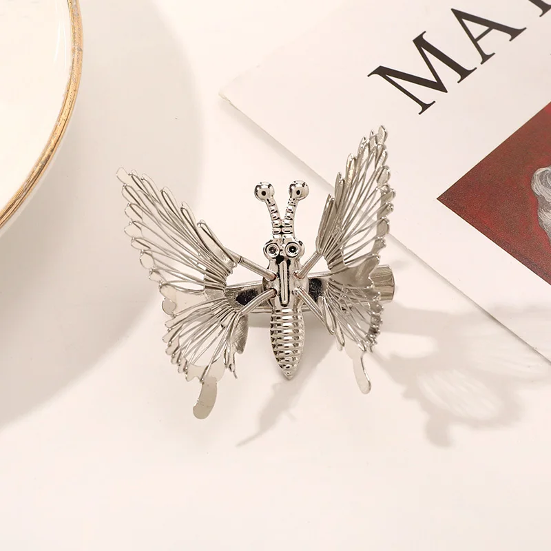 Fashionable Butterfly Hairpins For Woman Super Fairy Three-dimensional Alloy Grabbing Clip Retro Duckbill Clip Hair Accessories
Fashionable Butterfly Hairpins For Woman Super Fairy Three-dimensional Alloy Grabbing Clip Retro Duckbill Clip Hair Accessories