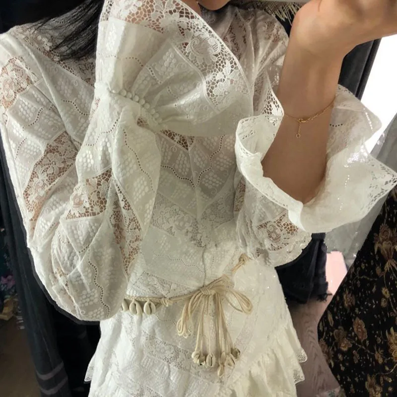 DEAT Women White Folds Hollow Embroidery Bandage Dress New Turtleneck Long Sleeve Loose Fit Fashion Tide Spring 2021 7D00446
DEAT Women White Folds Hollow Embroidery Bandage Dress New Turtleneck Long Sleeve Loose Fit Fashion Tide Spring 2021 7D00446