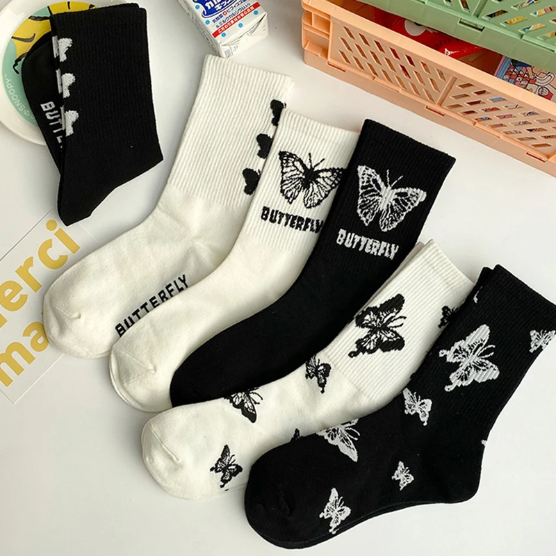 Cute Butterfly Print Women Socks Summer Autumn Breathable Cotton Middle Tube Socks Lady Girls Streetwear Harajuku Socks
Cute Butterfly Print Women Socks Summer Autumn Breathable Cotton Middle Tube Socks Lady Girls Streetwear Harajuku Socks
