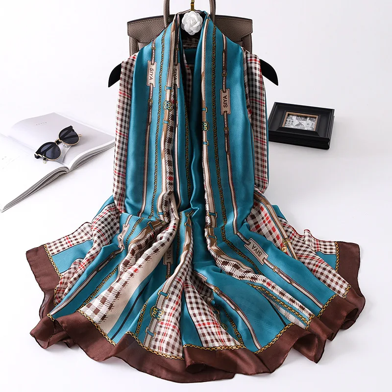 2021 China Silk Scarf Autumn Fashion Popular Headcloth Women's New Style Summer Sunscreen Print Shawl Luxury Holiday Silk Scarf
2021 China Silk Scarf Autumn Fashion Popular Headcloth Women's New Style Summer Sunscreen Print Shawl Luxury Holiday Silk Scarf