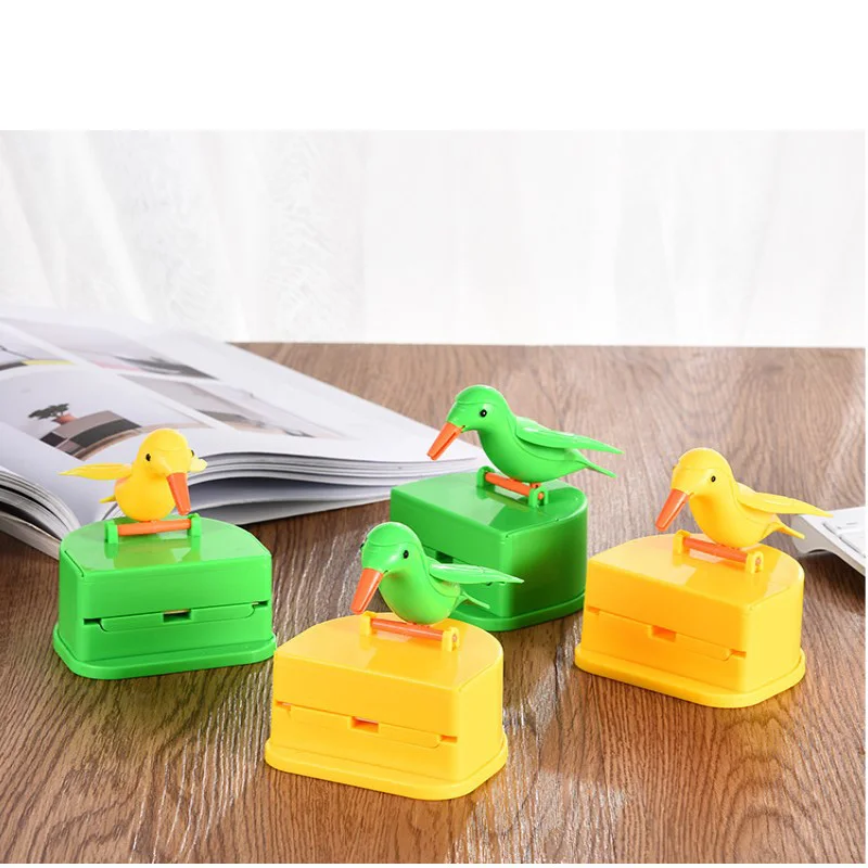 Small Bird Toothpick Holder Full-automatic Small Bird Toothpick Box Creative Personalized Convenient Household Bamboo Stick Box
Small Bird Toothpick Holder Full-automatic Small Bird Toothpick Box Creative Personalized Convenient Household Bamboo Stick Box