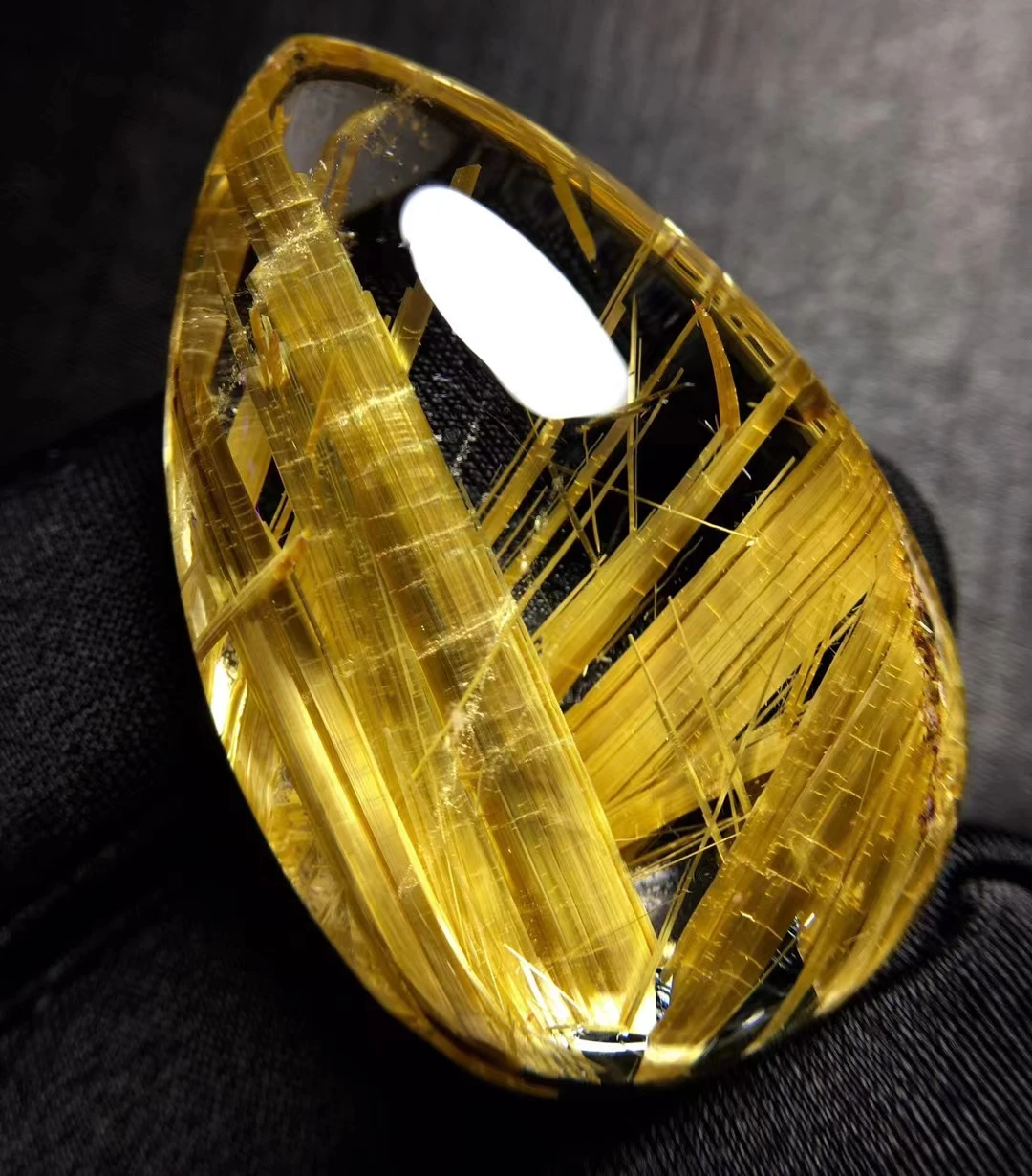 Genuine Natural Gold Rutilated Quartz Water Drop Pendant Brazil 41*27.2*12.2mm Wealthy Stone Women Men Jewelry AAAAAA
Genuine Natural Gold Rutilated Quartz Water Drop Pendant Brazil 41*27.2*12.2mm Wealthy Stone Women Men Jewelry AAAAAA