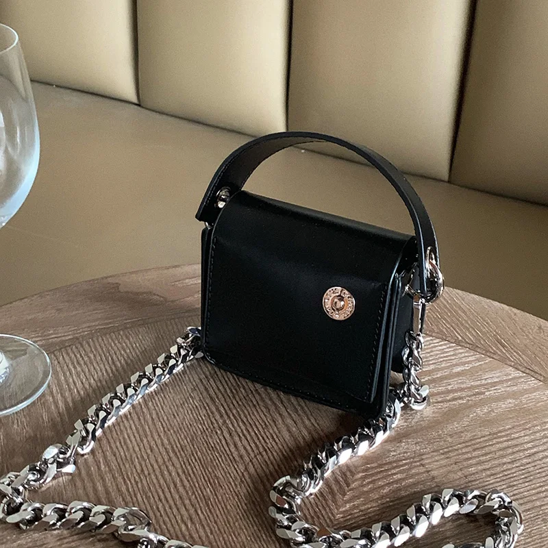 Cool Girls Chain Small Square Shoulder Bag Black PU Leather Women Mini Crossbody Bags Fashion Design Female Clutch Purse Handbag
Cool Girls Chain Small Square Shoulder Bag Black PU Leather Women Mini Crossbody Bags Fashion Design Female Clutch Purse Handbag