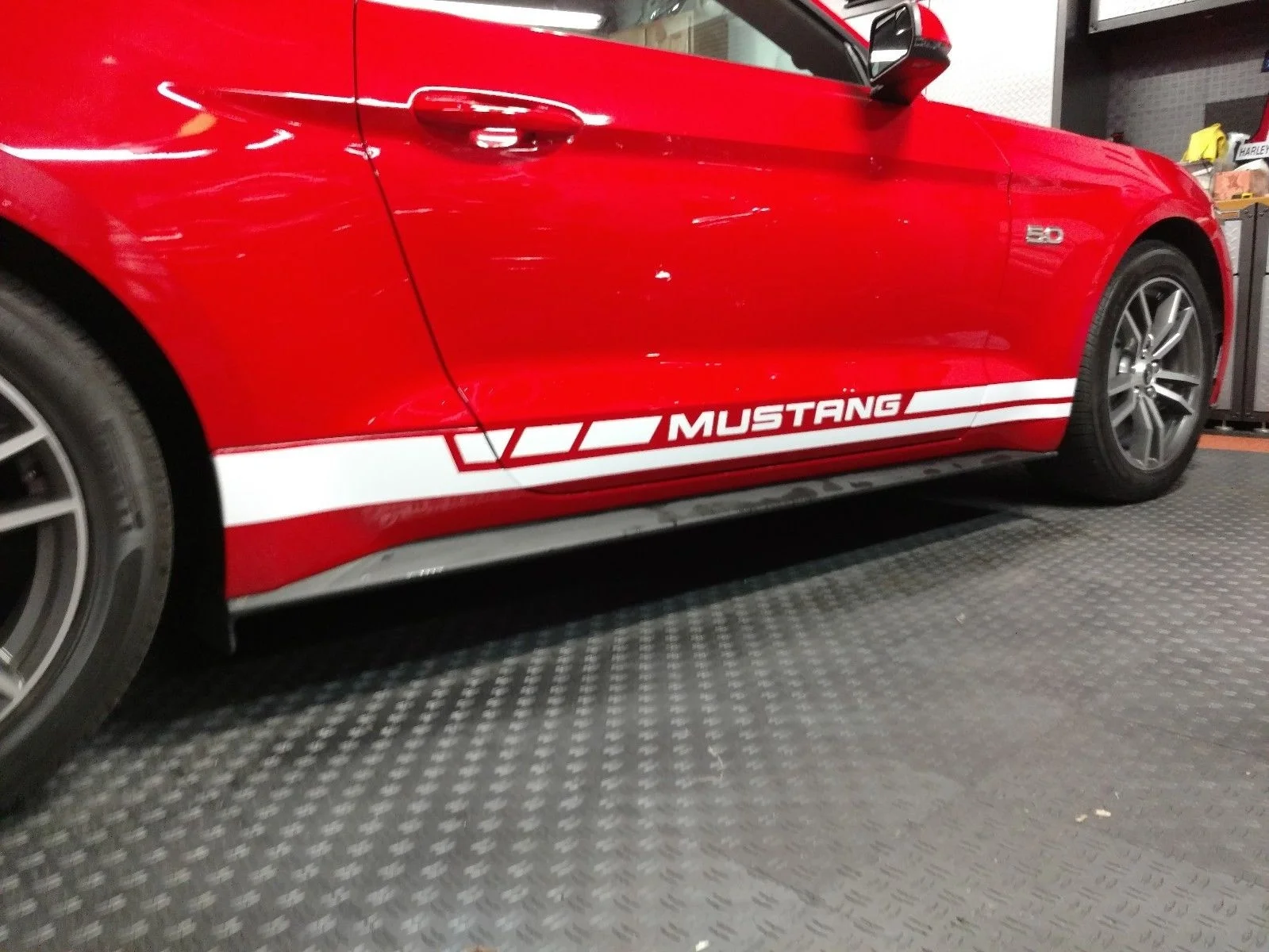 1 Набор/2 шт., Переводные картинки на автомобильные панели Ford Mustang 2015, 2016, 2017 и 2018
1 Набор/2 шт., Переводные картинки на автомобильные панели Ford Mustang 2015, 2016, 2017 и 2018