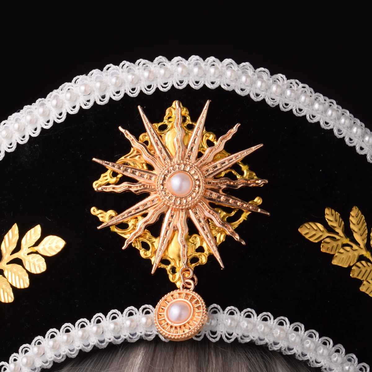 Handmade Court Style Retro Tradescantia Sillamontana Crown Gorgeous Lolita Baroco Hair Crown Cosplay Props Headwear
Handmade Court Style Retro Tradescantia Sillamontana Crown Gorgeous Lolita Baroco Hair Crown Cosplay Props Headwear
