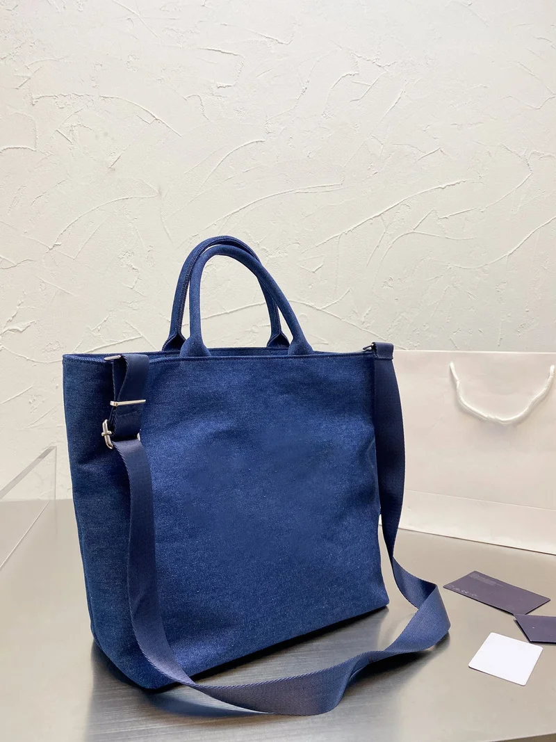 2021 Fashion Shopping Bags Shoulder Bags Tote Bags Canvas Bags Large-capacity Bags Brand Bags
2021 Fashion Shopping Bags Shoulder Bags Tote Bags Canvas Bags Large-capacity Bags Brand Bags