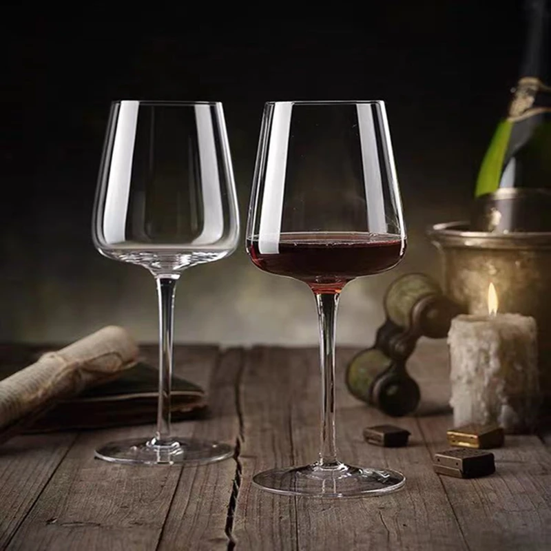 European Style Crystal Wine Glass A Pair of Couples Handmade Glass Home Light Luxury Home Wine Goblet
European Style Crystal Wine Glass A Pair of Couples Handmade Glass Home Light Luxury Home Wine Goblet