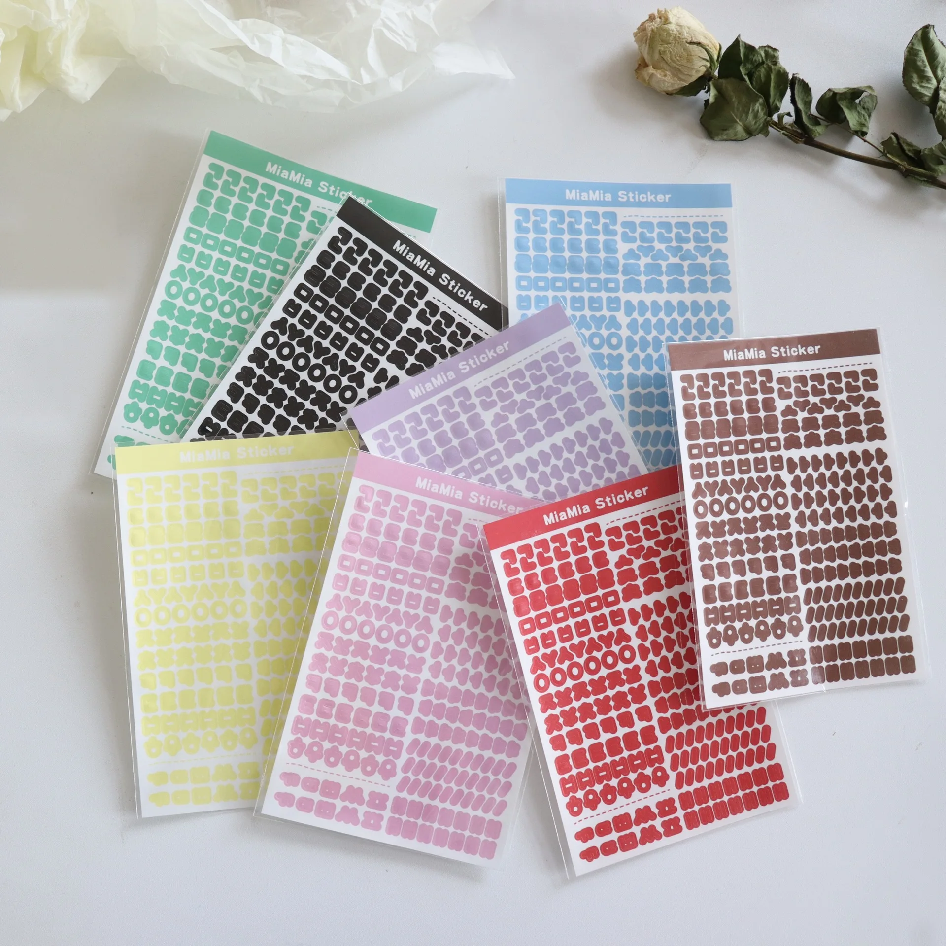 Creative Korean Alphabet Transparent PET Bottom Seamless Stickers Hand Account Diary DIY Materials Decorative Sticker Stationery
Creative Korean Alphabet Transparent PET Bottom Seamless Stickers Hand Account Diary DIY Materials Decorative Sticker Stationery