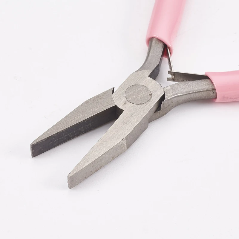 Jewelry Pliers Tools for Jewelry Making Flat Nose Pliers Polishing Jewelry Making Tools 12x7.3x0.9cm
Jewelry Pliers Tools for Jewelry Making Flat Nose Pliers Polishing Jewelry Making Tools 12x7.3x0.9cm