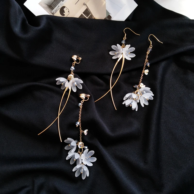 Korean Fresh Camellia Drop Earrings Asymmetry Girls Sweet Fairy Temperament Long Tassel Earrings New Fashion Earrings Jewelry 51
Korean Fresh Camellia Drop Earrings Asymmetry Girls Sweet Fairy Temperament Long Tassel Earrings New Fashion Earrings Jewelry 51