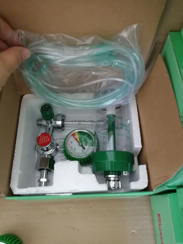 Western type medical use oxygen regulator with CGA540 input for cylinder
Western type medical use oxygen regulator with CGA540 input for cylinder