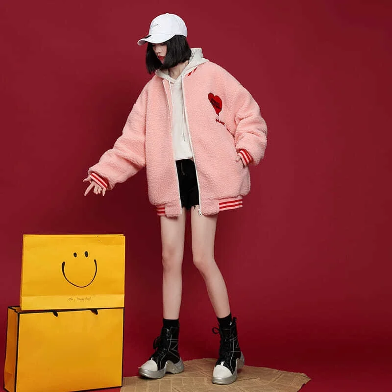 2021 Autumn and Winter New Loose Pink Heart-shaped Lamb Coat Thickened Medium and Long Casual Cotton-padded Jacket Women's Tide
2021 Autumn and Winter New Loose Pink Heart-shaped Lamb Coat Thickened Medium and Long Casual Cotton-padded Jacket Women's Tide