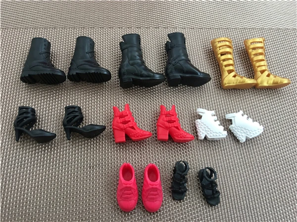 Princess Doll Original Shoes Kids DIY Playing Doll Accessories Girl Doll Skating Shoes Fashion Sandals Boots For 1/6 Dolls 
Princess Doll Original Shoes Kids DIY Playing Doll Accessories Girl Doll Skating Shoes Fashion Sandals Boots For 1/6 Dolls