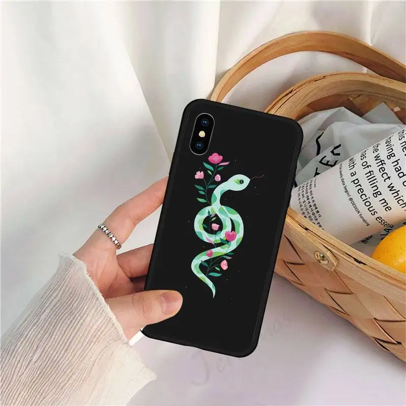 Hand Snake aesthetics flowers Phone Case for iPhone 11 12 pro XS MAX 8 7 6 6S Plus X 5S SE 2020 XR
Hand Snake aesthetics flowers Phone Case for iPhone 11 12 pro XS MAX 8 7 6 6S Plus X 5S SE 2020 XR