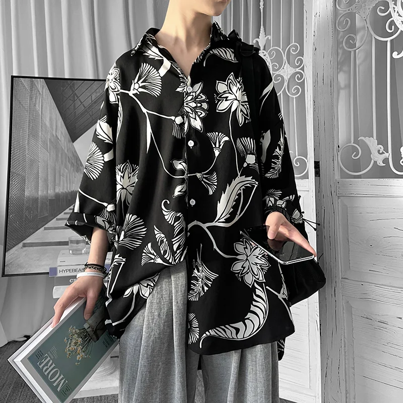 Summer Short-sleeved Shirts Men's Fashion Printed Casual Shirts Men Streetwear Korean Loose Flower Shirts Mens Hawaiian Shirts 
Summer Short-sleeved Shirts Men's Fashion Printed Casual Shirts Men Streetwear Korean Loose Flower Shirts Mens Hawaiian Shirts