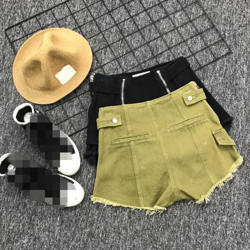 New Summer Womens Jean Shorts Korean Style Slim Fit High Waist Shorts Female Black Casual Zipper Tassel Denim Shorts S-L
New Summer Womens Jean Shorts Korean Style Slim Fit High Waist Shorts Female Black Casual Zipper Tassel Denim Shorts S-L