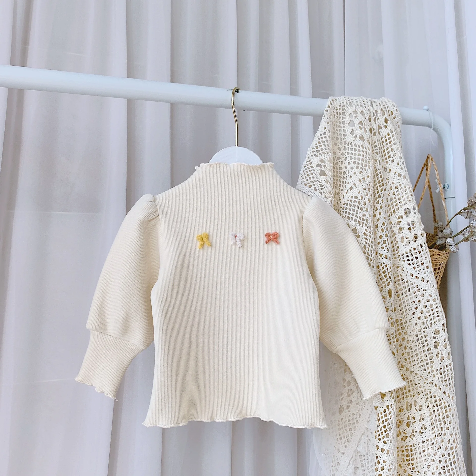 Shirts Tees Tops Full Sleeve O-neck Collar Pullover Solid Regular Cotton New Fashion Casual Simple Cute Winter Autumn Girls Kids
Shirts Tees Tops Full Sleeve O-neck Collar Pullover Solid Regular Cotton New Fashion Casual Simple Cute Winter Autumn Girls Kids