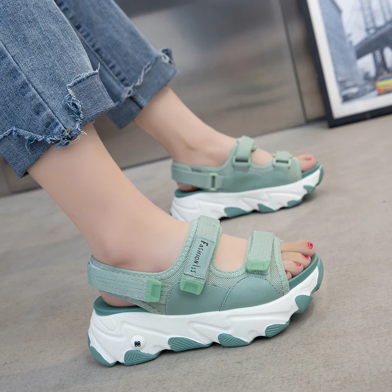 Ankle Strap Open Toe Breathable Sports Sandals High Casual Summer Women Sandals Novelty Fashion Thick Platform Beach Shoes 
Ankle Strap Open Toe Breathable Sports Sandals High Casual Summer Women Sandals Novelty Fashion Thick Platform Beach Shoes