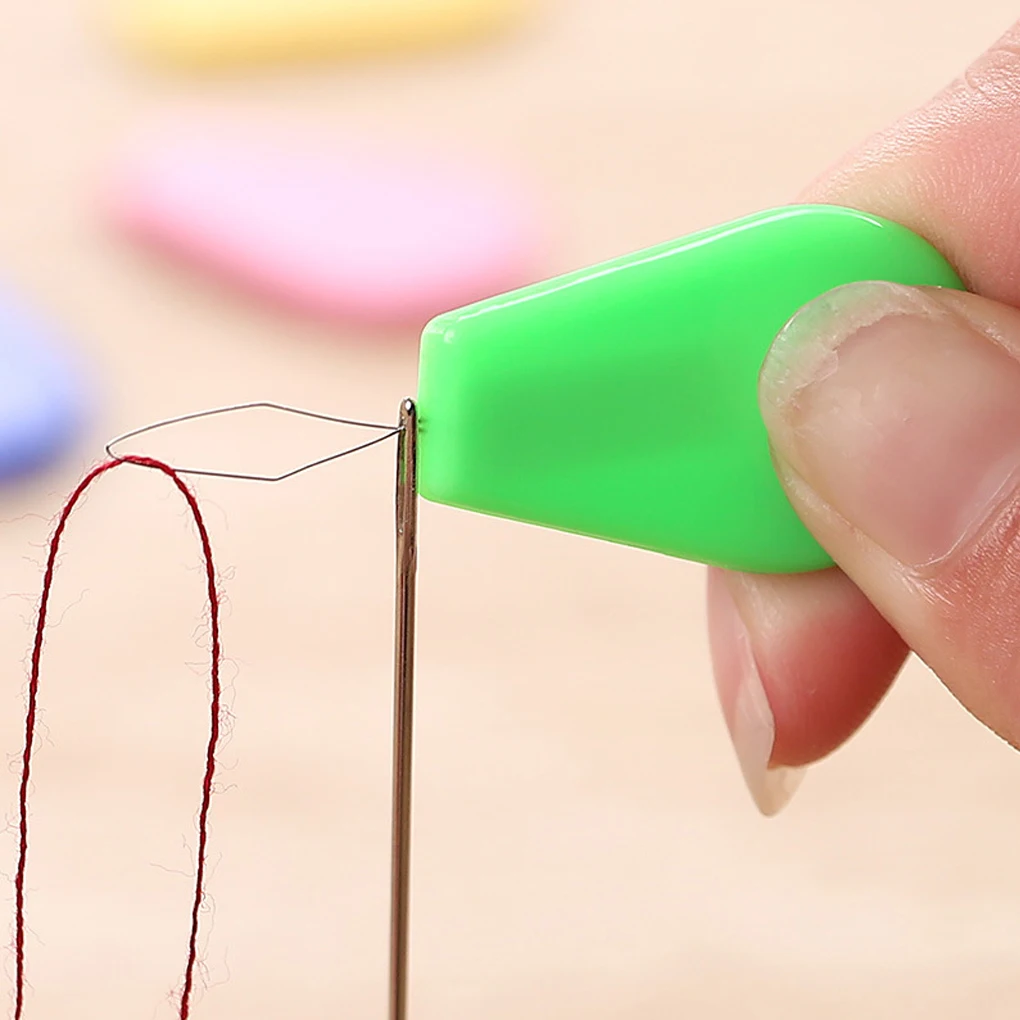 New Sewing Needle Threader Thimble Thread Tool Threader Elderly Guide Needle Easy Device Hand Machine Sewing Tool
New Sewing Needle Threader Thimble Thread Tool Threader Elderly Guide Needle Easy Device Hand Machine Sewing Tool