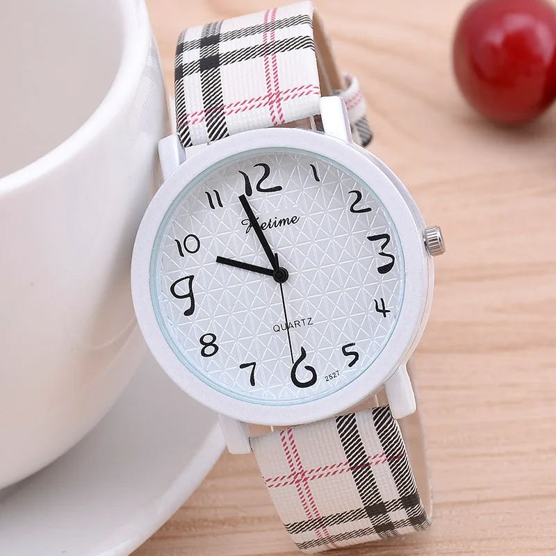 Часы, женские часы, мужские наручные часы, женские кварцевые часы из сплава 
Часы, женские часы, мужские наручные часы, женские кварцевые часы из сплава