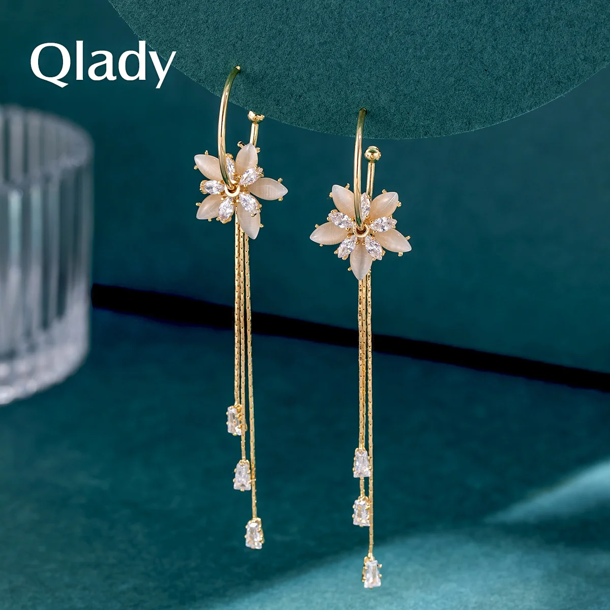 Flowers small tassel earrings earrings female 2021 sterling silver senior feeling design new tide summer feeling and collars
Flowers small tassel earrings earrings female 2021 sterling silver senior feeling design new tide summer feeling and collars